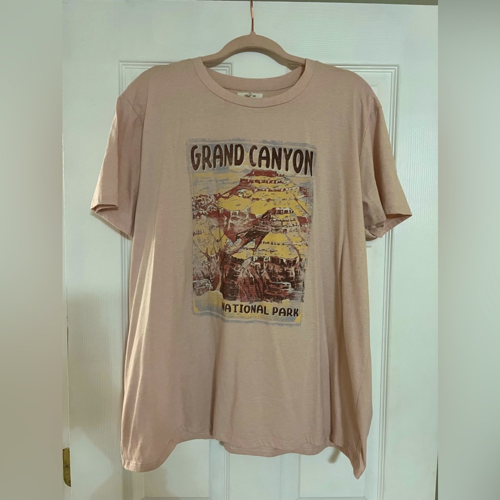 Maurcies Tee Shirt